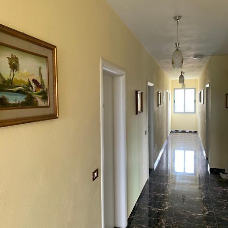 Risus Hotel Golem  Esterno foto