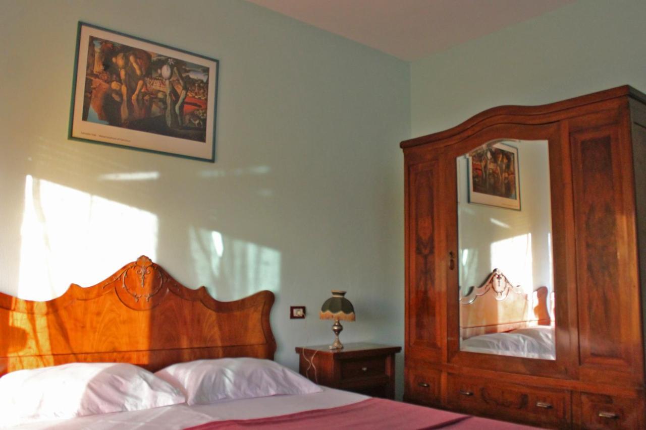 Risus Hotel Golem  Esterno foto
